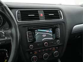 Volkswagen Jetta (2013) thumbnail 15