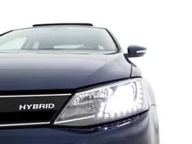 Volkswagen Jetta (2013) thumbnail 28