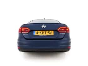 Volkswagen Jetta (2013) thumbnail 6