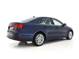 Volkswagen Jetta (2013) thumbnail 7