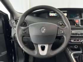 Renault Scénic (2011) thumbnail 18
