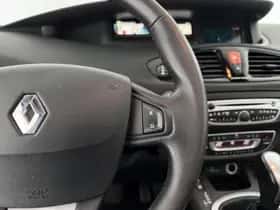 Renault Scénic (2011) thumbnail 19