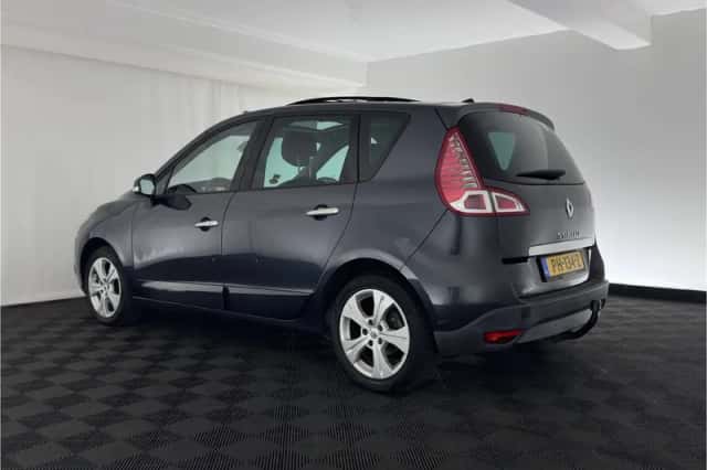 Renault Scénic (2011) thumbnail 5