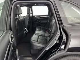 Porsche Cayenne (2013) thumbnail 11