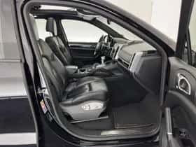 Porsche Cayenne (2013) thumbnail 13