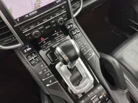 Porsche Cayenne (2013) thumbnail 16