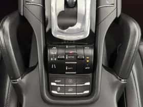 Porsche Cayenne (2013) thumbnail 17