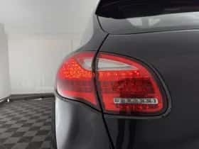 Porsche Cayenne (2013) thumbnail 27