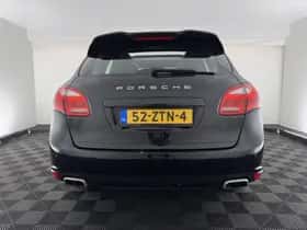 Porsche Cayenne (2013) thumbnail 6