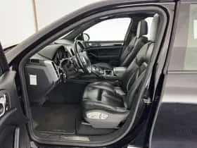 Porsche Cayenne (2013) thumbnail 10