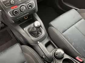 Citroën C4 (2014) thumbnail 17
