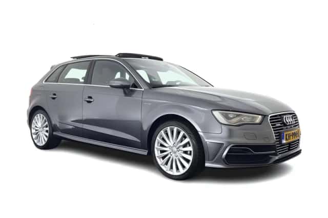 Audi A3 (2015) thumbnail 1