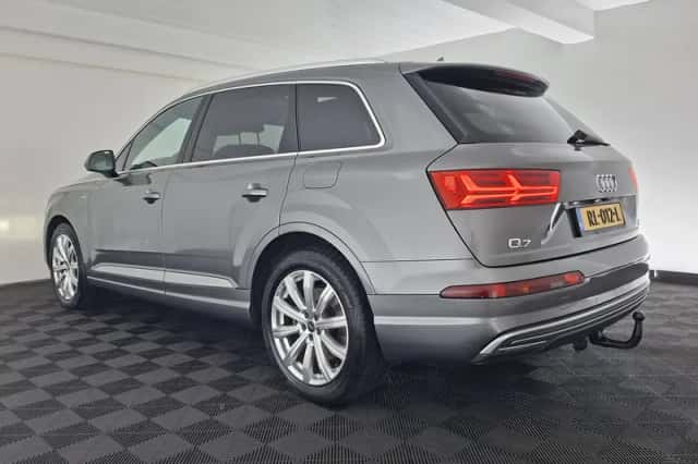 Audi Q7 (2016) thumbnail 4