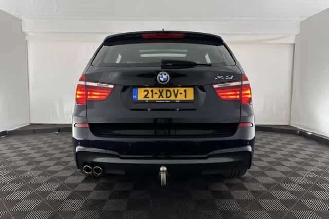 BMW X3 (2012) thumbnail 6