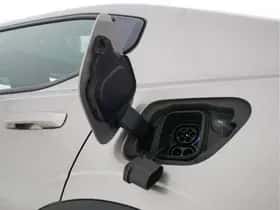 Polestar 2 (2020) thumbnail 35