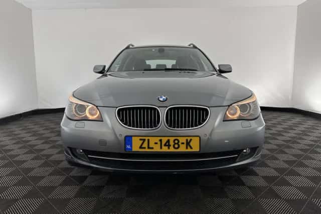 BMW 5-Serie (2007) thumbnail 3