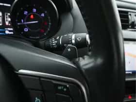 Jaguar XE thumbnail 18