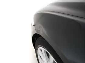 Jaguar XE thumbnail 34