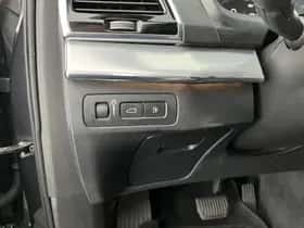 Volvo XC90 (2015) thumbnail 22