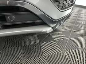 Volvo XC90 (2015) thumbnail 40