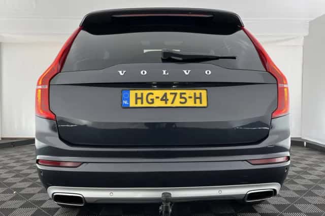 Volvo XC90 (2015) thumbnail 6