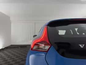 Volvo V40 (2015) thumbnail 23
