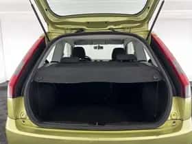 Ford Fiesta (2005) thumbnail 12