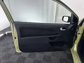 Ford Fiesta (2005) thumbnail 17