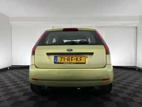 Ford Fiesta (2005) thumbnail 5