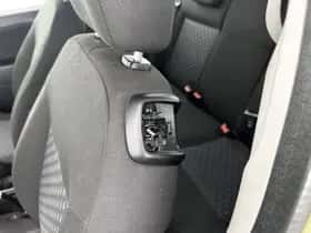 Ford Fiesta (2005) thumbnail 9