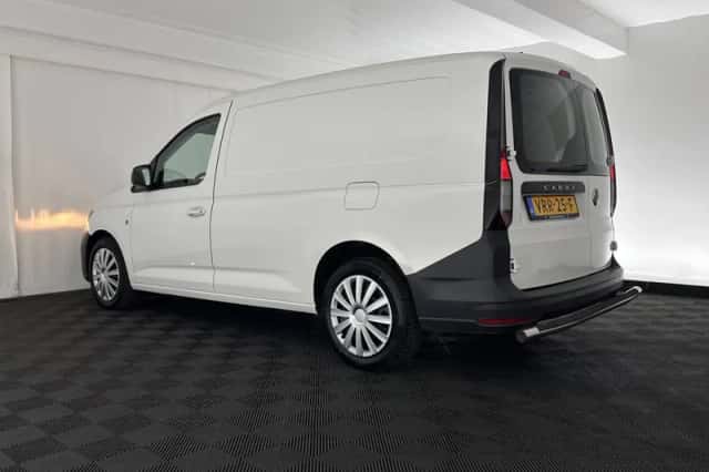 Volkswagen Caddy (2022) thumbnail 5