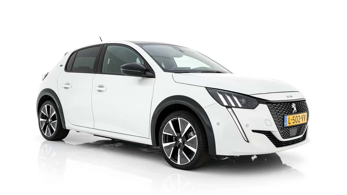 Peugeot e-208 (2021) — foto 1