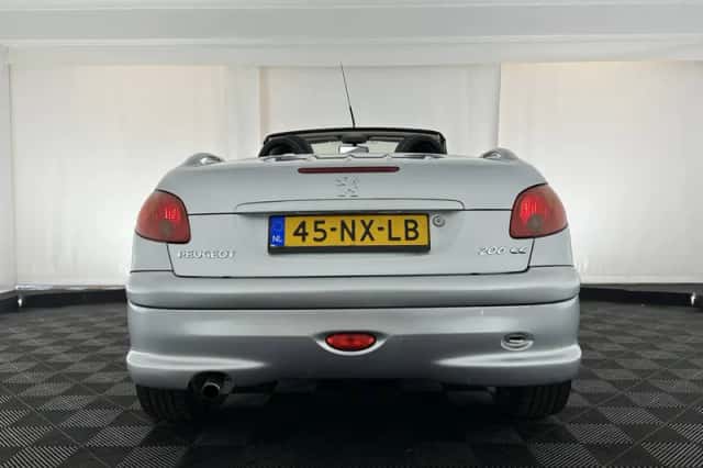 Peugeot 206 (2004) thumbnail 6