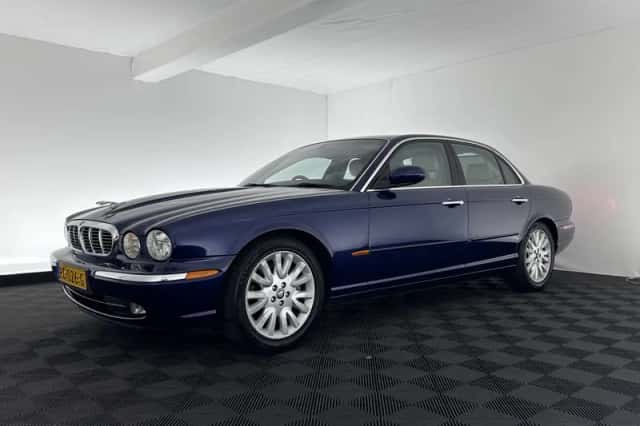 Jaguar XJ (2003) thumbnail 3