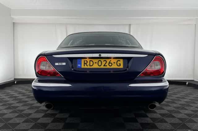 Jaguar XJ (2003) thumbnail 5