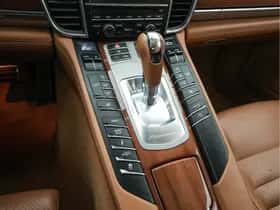Porsche Panamera (2011) thumbnail 13