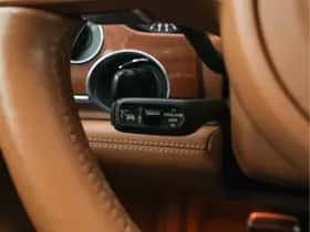 Porsche Panamera (2011) thumbnail 18