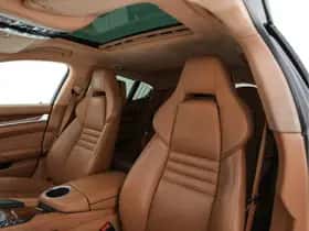 Porsche Panamera (2011) thumbnail 24