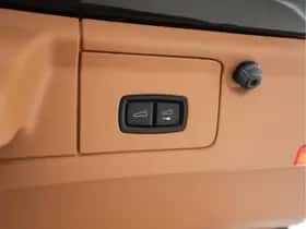 Porsche Panamera (2011) thumbnail 28