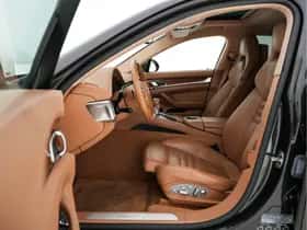 Porsche Panamera (2011) thumbnail 9