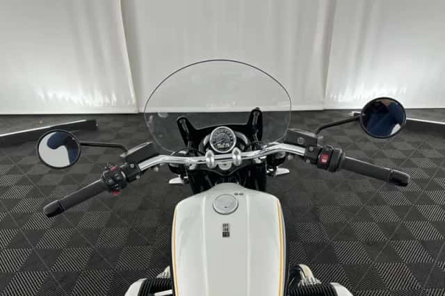 BMW R (2024) thumbnail 7