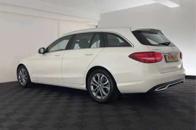 Mercedes-Benz C-Klasse (2017) thumbnail 5