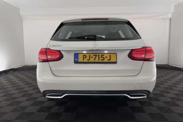 Mercedes-Benz C-Klasse (2017) thumbnail 6