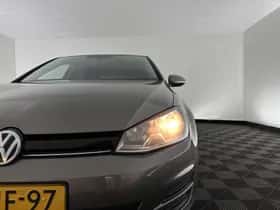 Volkswagen Golf (2013) thumbnail 21
