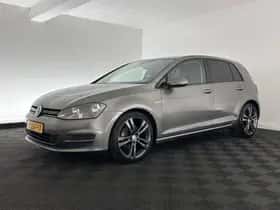 Volkswagen Golf (2013) thumbnail 4