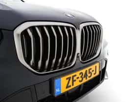 BMW X5 (2019) thumbnail 41