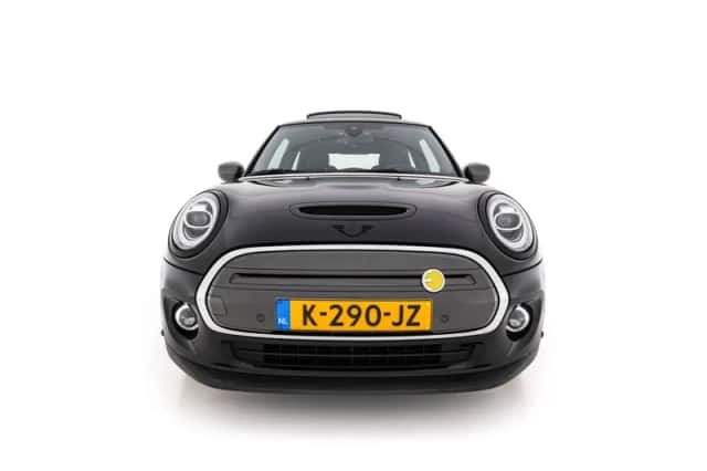 MINI Electric (2020) thumbnail 2