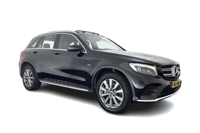 Mercedes-Benz GLC-Klasse (2017) thumbnail 1