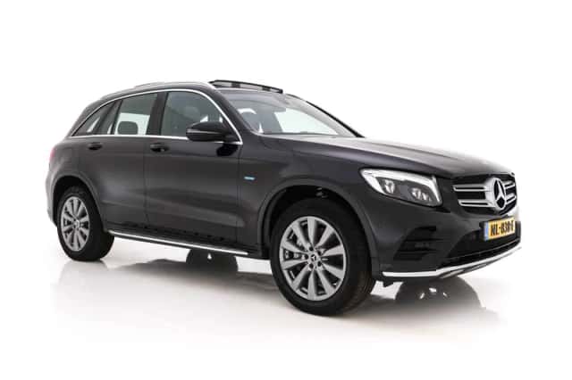Mercedes-Benz GLC-Klasse (2017) thumbnail 1