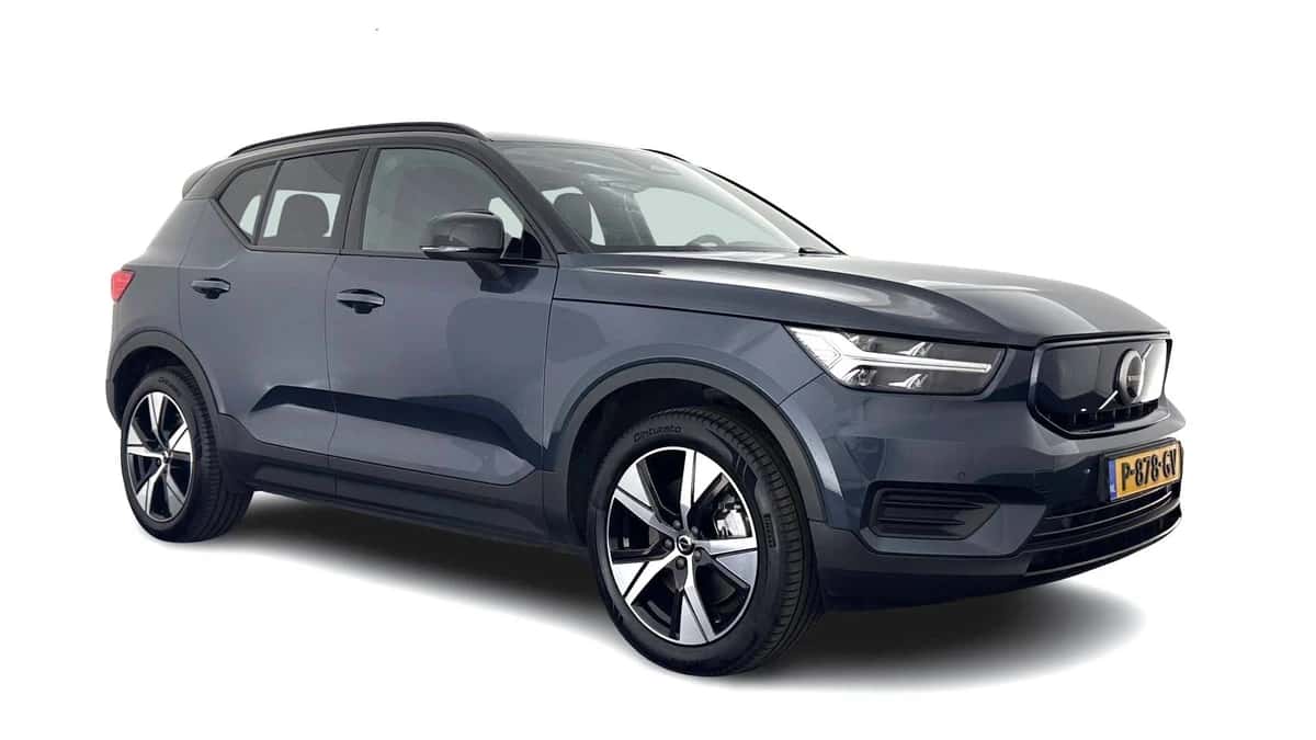Volvo XC40 (2022) — foto 1